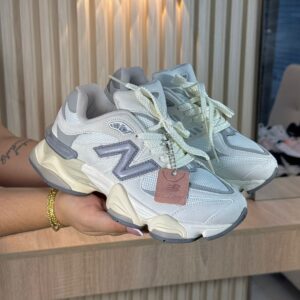 NEW BALANCE 9060 GRIS SUELA BEIGE