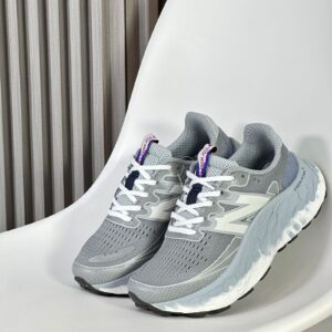 NEW BALANCE FRESH FOAM GRIS